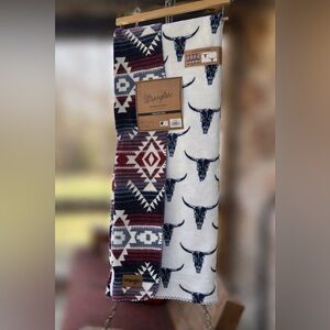 Nwt Wrangler Western Reversible Plush Throw